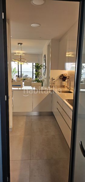 Foto c0ccea3f-97cf-4554-bcb7-e279d20a8044. Apartament amb calefacció aparcament piscina a Playa Poniente Benidorm