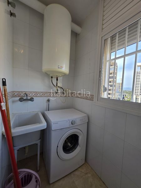 Foto 60e605af-4041-4a30-8ef5-ed10b5bd25d0. Apartament amb aparcament piscina a Rincón Bajo Benidorm
