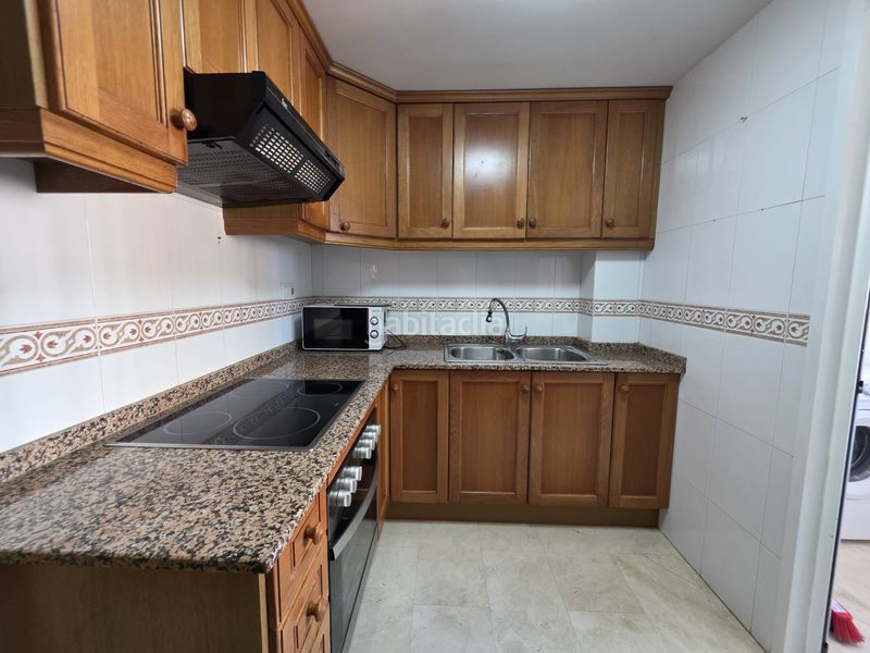 Foto db44edfe-346b-427a-b8ab-e056d9384974. Apartament amb aparcament piscina a Rincón Bajo Benidorm