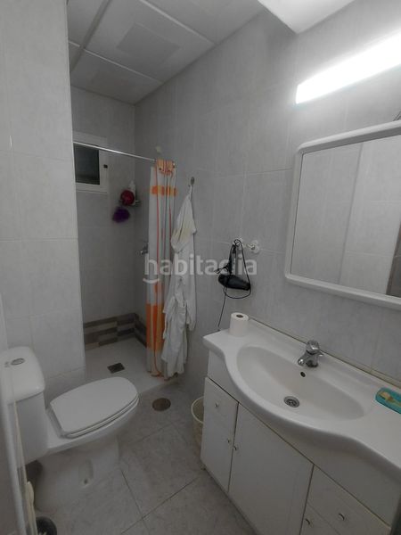 Foto 88100c70-e3f6-43dc-96a2-1fae597a55b6. Apartament amb aparcament a Playa Poniente Benidorm
