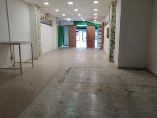 Miete Geschäftsraum in Segle XX. Local en ctra. montcada. zona  s. xx