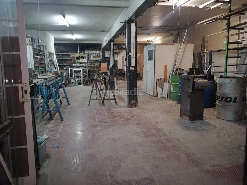 Foto 50117cd7-b725-4a74-b792-ca6293293d48. Local comercial en Roc Blanc Terrassa