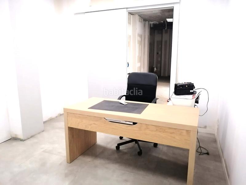 Foto f18aa55b-f064-4380-b0bb-339469fb9583. Local comercial a Segle XX Terrassa