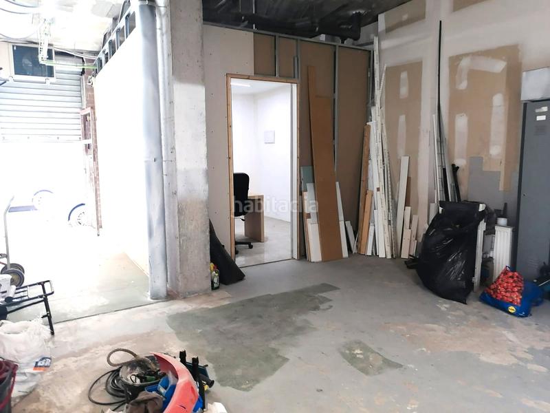 Foto f50e680d-a1d4-4cf6-8b27-f12ed8eea26b. Local comercial a Segle XX Terrassa