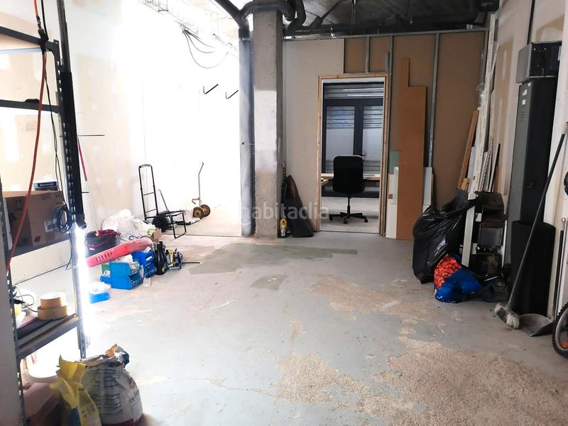 Foto fbeb4949-d703-4fe3-9d0b-3a58552db156. Local comercial a Segle XX Terrassa