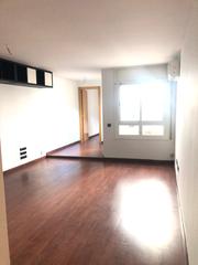 Appartement à Barri del Centre. Piso reformado en pleno centro de terrassa. listo para entrar a