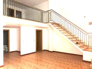 Loft à Cementiri Vell. Loft -estudio, con posibilidad de convertirlo en vivienda
