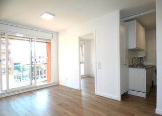 Appartement à Zona Esportiva. Piso con parking incluido  en zona olimpica. listo para entrar a