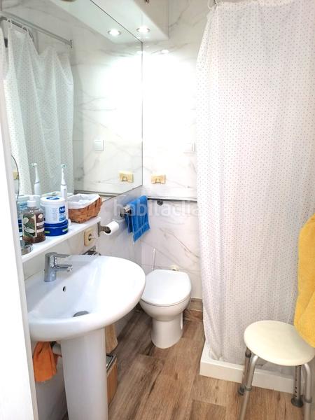 Foto 0219e7a8-c374-4280-b6b9-e747a46c4b05. Flat with heating in Ca n'Anglada Terrassa