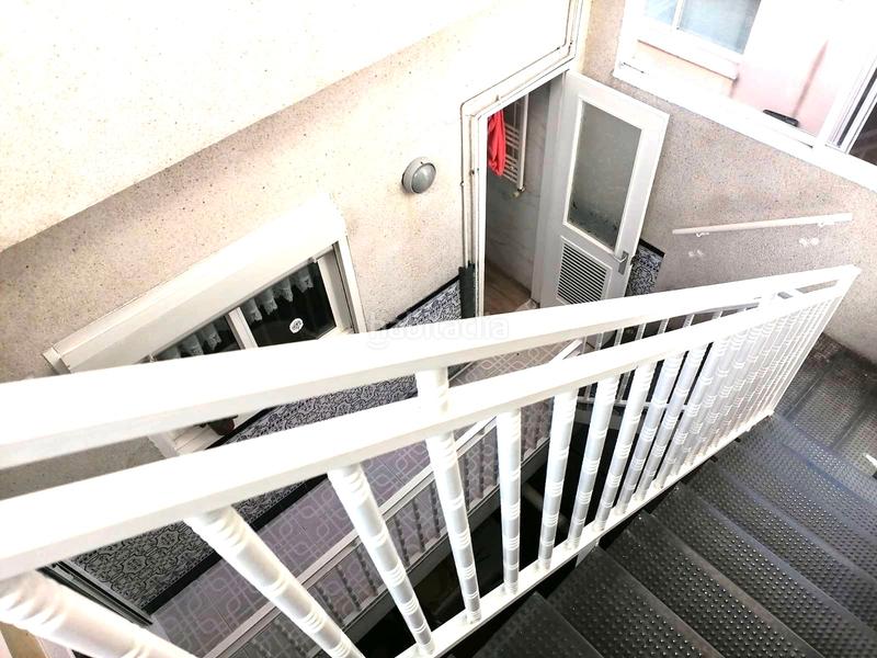 Foto 0c9bb8e5-2ffb-4572-8e30-8df3e2cc9d47. Flat with heating in Ca n'Anglada Terrassa