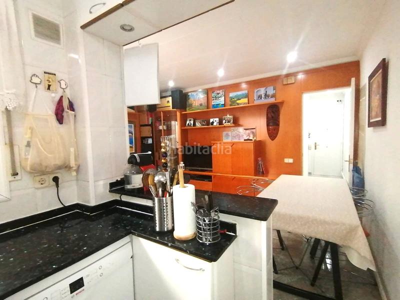 Foto 416cd183-f786-4736-bb18-8c36126c8fe9. Flat with heating in Ca n'Anglada Terrassa