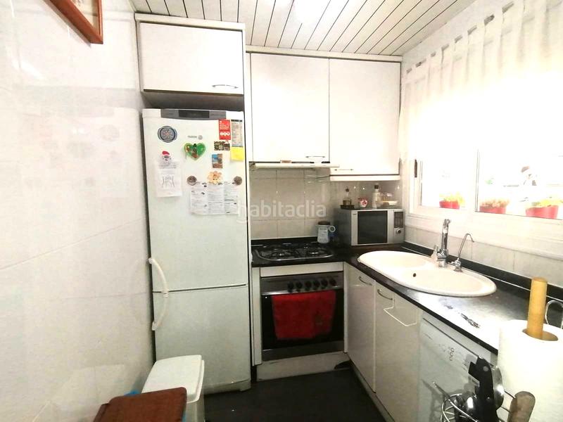 Foto f73f6ff2-8d23-49f8-ad54-8b16b18a0130. Flat with heating in Ca n'Anglada Terrassa