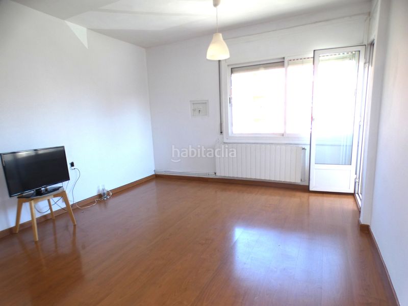 Foto d84b7b69-db17-4655-854c-f1f24cafdbab. Pis amb calefacció a San Pere Terrassa