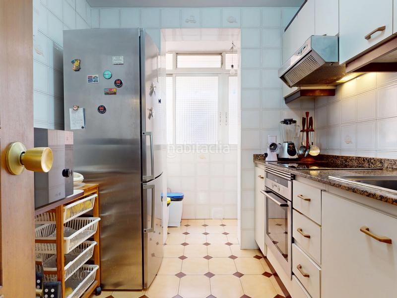 Foto b49e9597-43a2-402b-9adc-8462756bf008. Etagenwohnung in Camí Fondo Valencia