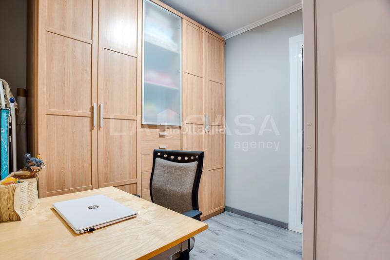 Foto b6ee8d55-d2ce-45af-a426-72633eb51c13. Piso en Bufalà Badalona