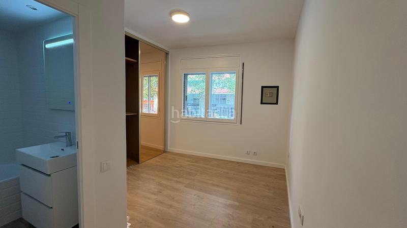 Foto 39358623-44d7-4d7a-a8f3-cf126d689a1a. Piso  en venta en Sants Barcelona