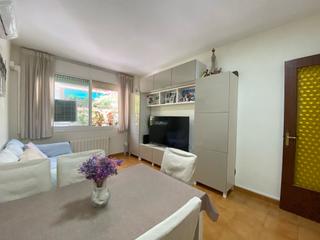 Pis  Carrer de sant antoni maria claret. Nicolas, asesor inmobiliario.tel 