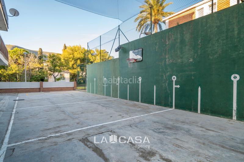 Foto 8a7a0c97-5a24-4558-9455-7e53047b34d5. Àtic amb aparcament piscina a Baixador Castelldefels