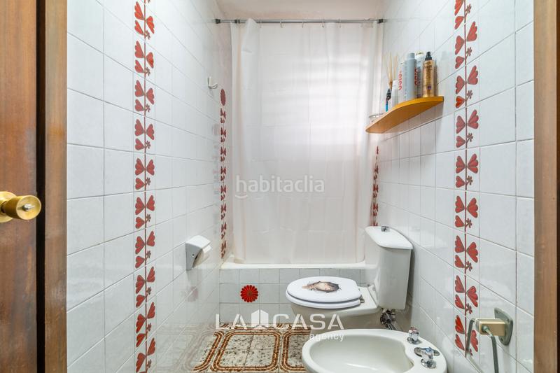 Foto 99170089-d607-4390-a5aa-e6af0d0fcc6a. Àtic amb aparcament piscina a Baixador Castelldefels