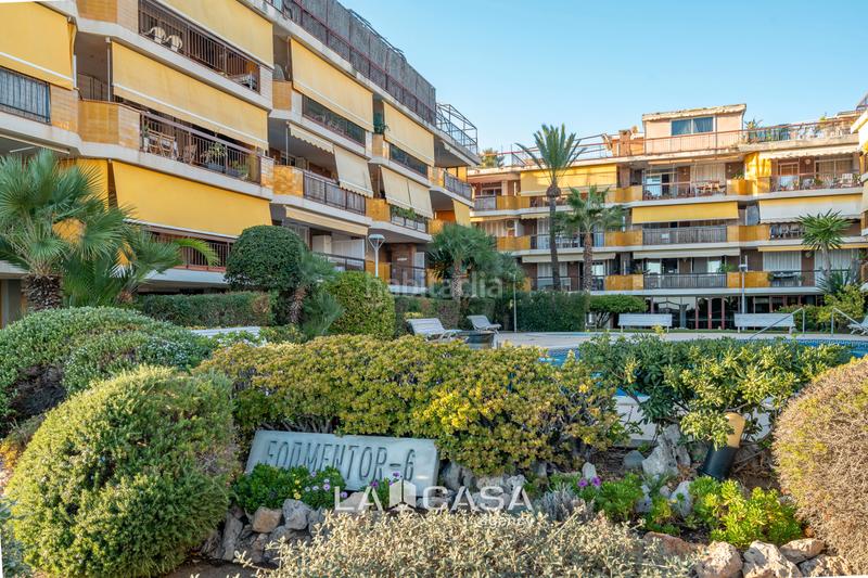 Foto 75fac676-5db3-4540-9a58-adf5b818d3ee. Dachwohnung mit parking pool in Baixador Castelldefels