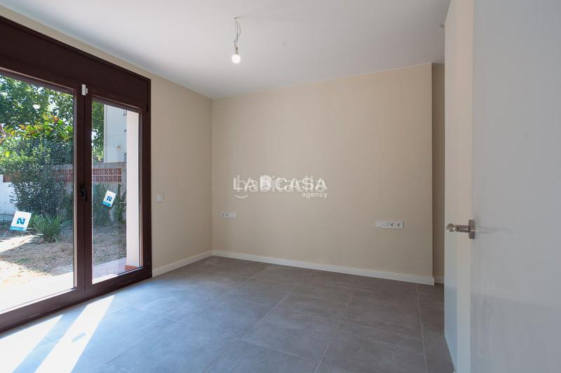 Foto 1936736c-765e-4db1-b230-35ae3c489d87. Casa en Baixador Castelldefels