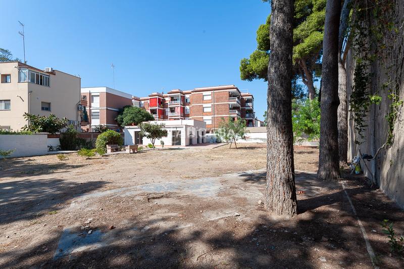 Foto d52e4cbf-cb2d-4aa4-af02-ed659ef0437c. Casa en Baixador Castelldefels