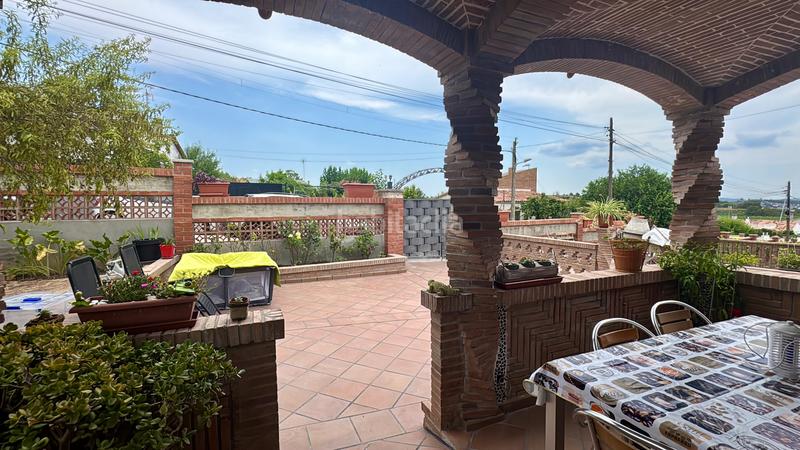 Foto dd54605d-fd40-444f-ad7b-cf9c999cc394. Chalet en Piera