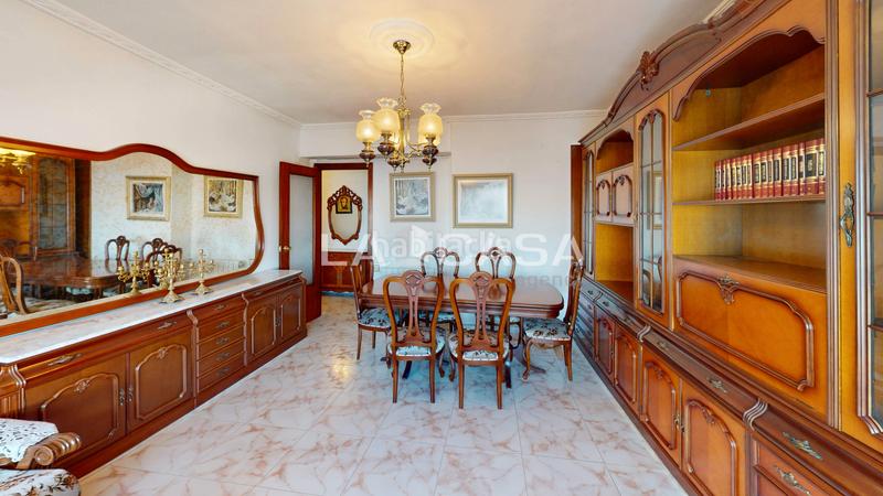 Foto 5553e0ca-aa1a-4417-a561-4943abb02900. Etagenwohnung in Penya-Roja - Avda. Francia Valencia