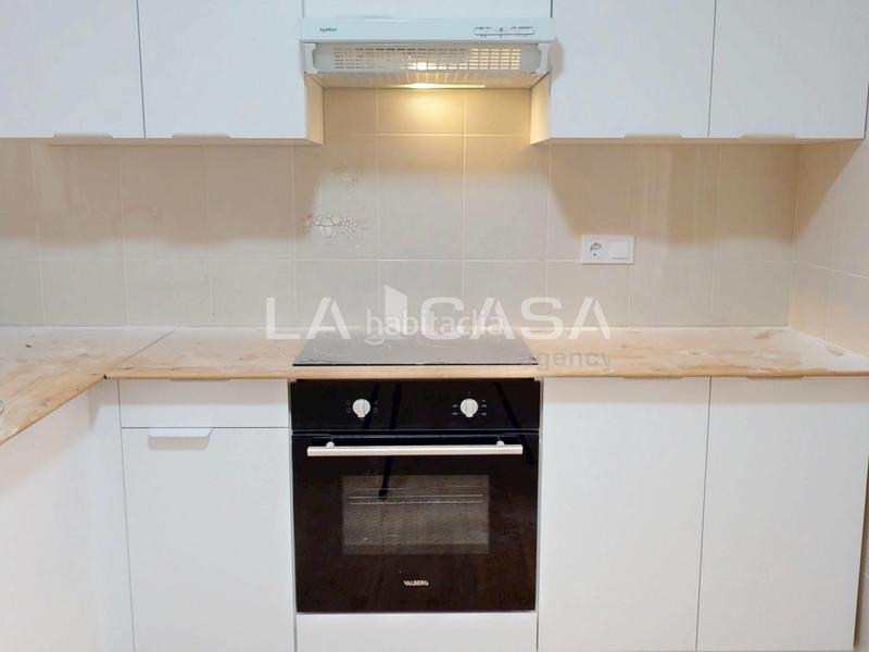 Foto 0e826b64-8364-48fa-8ab5-432240f30580. Pis a Natzaret Valencia