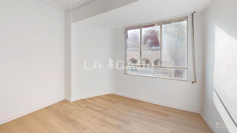 Foto 01b416a6-aad2-4524-9dd4-690b7a5e09e9. Piso en Natzaret Valencia