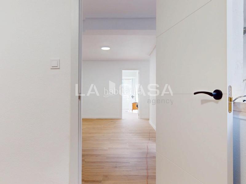 Foto 6fd81ac3-31bf-4ba5-acc4-65365987ed44. Piso en Natzaret Valencia