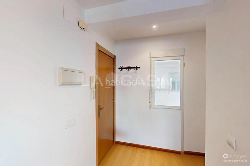 Foto 0147e3f2-90d2-442d-8fa2-b001c50da943. Piso en Mestalla Valencia