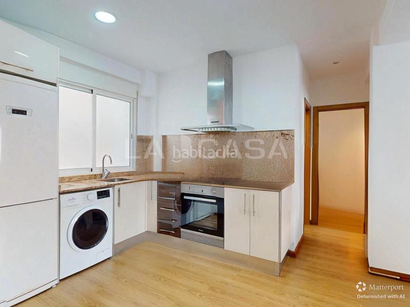 Foto 98196b7d-54f8-4e9f-90ca-c9232a91aef1. Piso en Mestalla Valencia