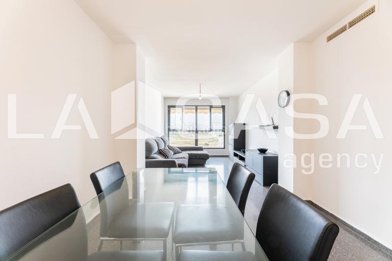 Foto a354e44b-93e4-45d2-ac9b-fb72eb74a190. Appartamento con parcheggio in Massalfassar