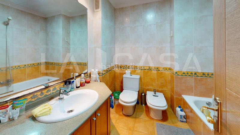 Foto 27aa9b3a-3980-45ff-9706-babb4699b6cc. Appartamento con parcheggio in Aiora Valencia