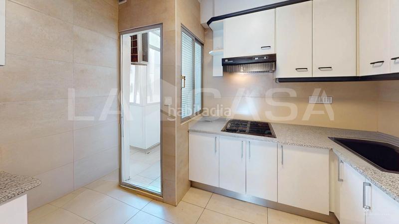 Foto 70aaabfc-4dea-41f9-8375-9901e606d112. Etagenwohnung mit parking in Aiora Valencia