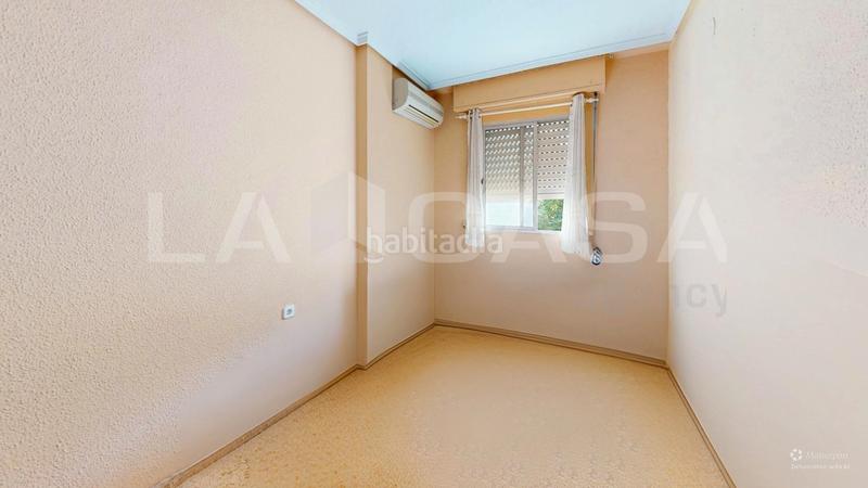 Foto 4962240c-0374-4649-9025-52b4cb209c2a. Pis amb aparcament a Aiora Valencia