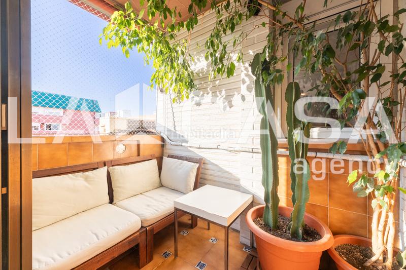 Foto 035eedf1-f764-48c0-8407-9e4f3855391f. Appartement dans Ciutat Jardí Valencia