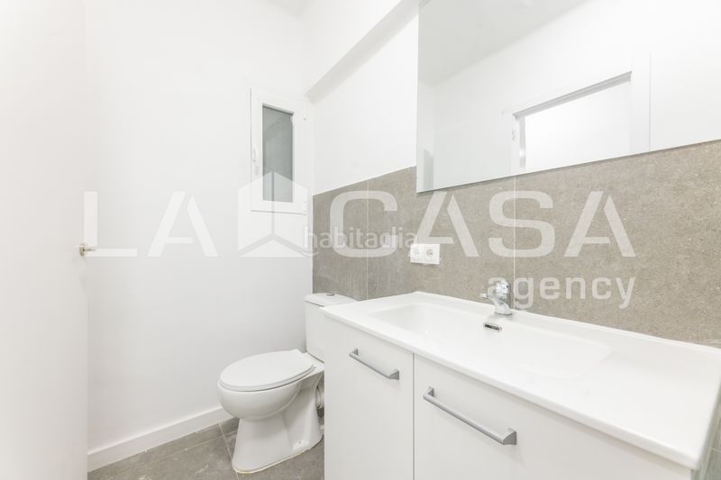 Foto 6c72ed4d-e3ee-4234-aedc-dd0644828083. Piso en Torrefiel Valencia