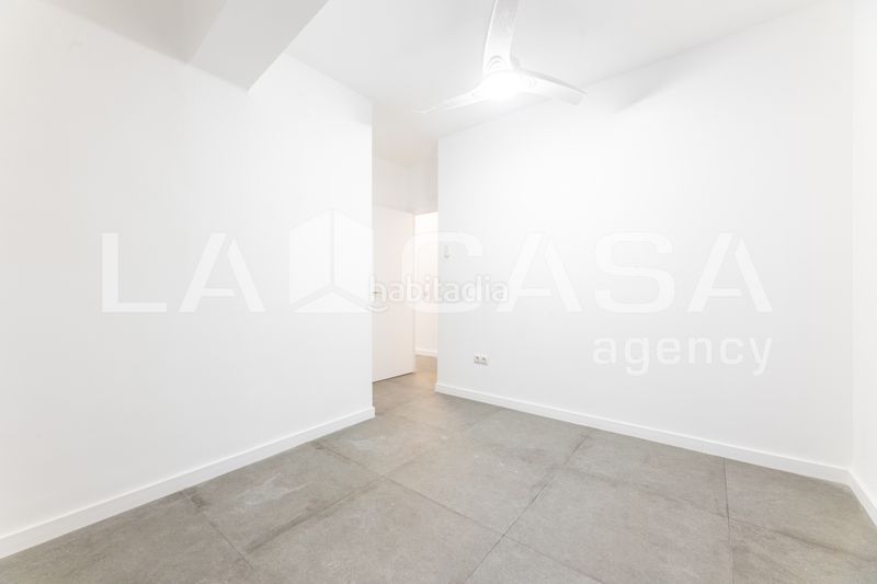 Foto dc08c081-0abc-4f42-99ea-e834f6163248. Piso en Torrefiel Valencia