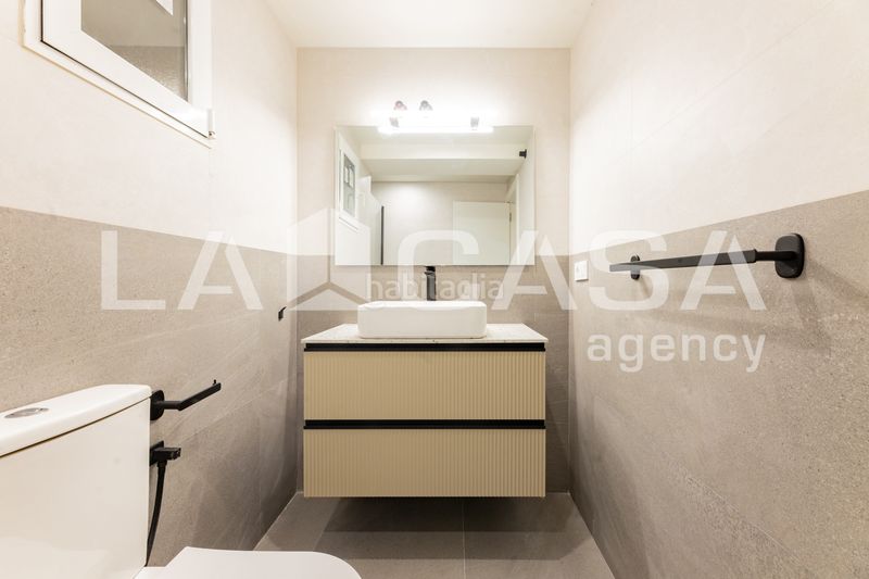 Foto bcb6eefe-28d6-4646-be80-a1f6fb592e9a. Pis a L´Amistat Valencia