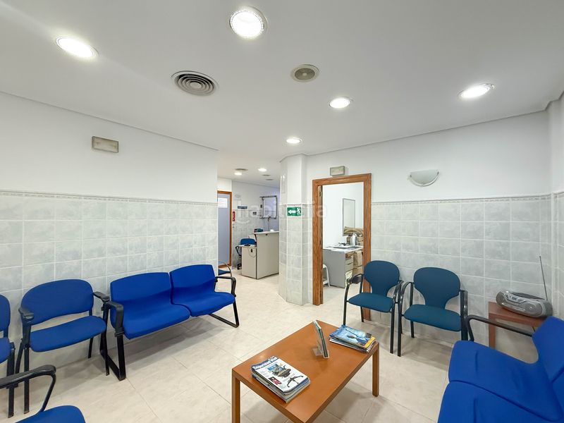 Foto ddb558d2-3c2c-4df9-a284-a8345db63df1. Local comercial a Albors Valencia