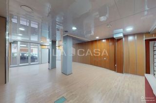 Local Comercial a Carrer de les Arts i dels Oficis