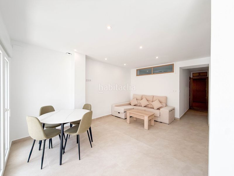 Foto 45d4439f-dbd3-40a6-b273-85fcf2e274eb. Planta baixa a Natzaret Valencia