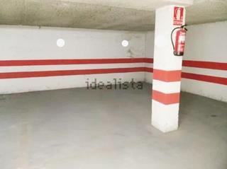 Aparcament cotxe a Centro. Oportunidad única! plaza de garaje amplia en venta en segunda pl