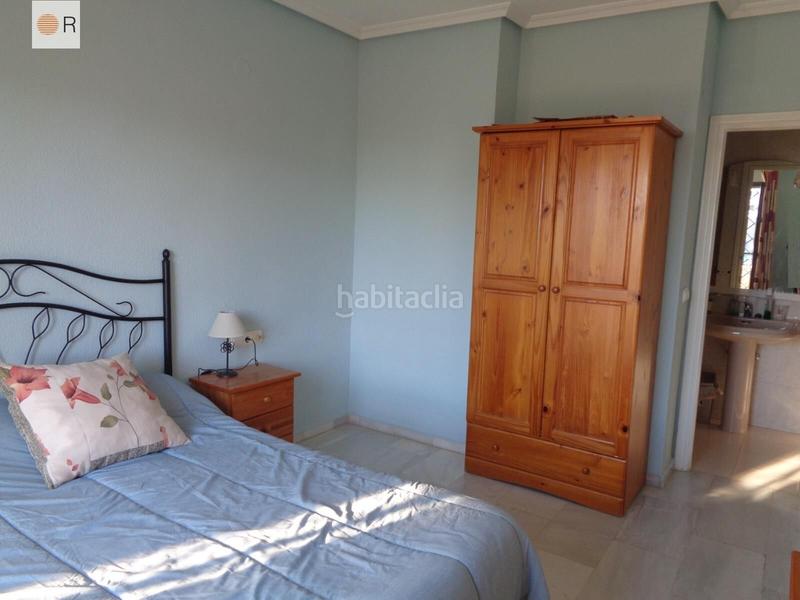 Foto 29ad1c44-cf52-4c78-ac88-653e25816ff5. Casa con parcheggio in Poniente-Norte - Miralbaida - Parque Azahara Córdoba