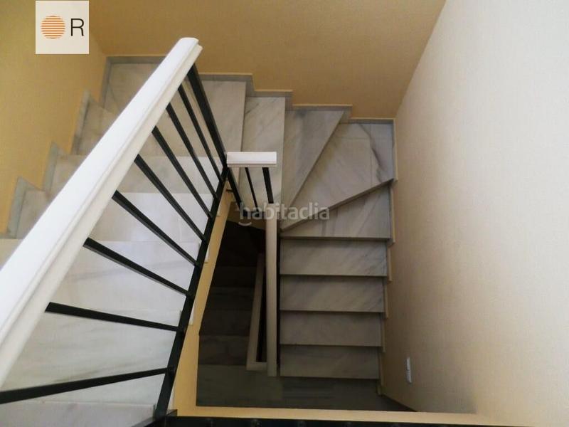 Foto 59a0d8c0-e25a-435b-969d-7f242a4b5a45. Casa con parcheggio in Poniente-Norte - Miralbaida - Parque Azahara Córdoba