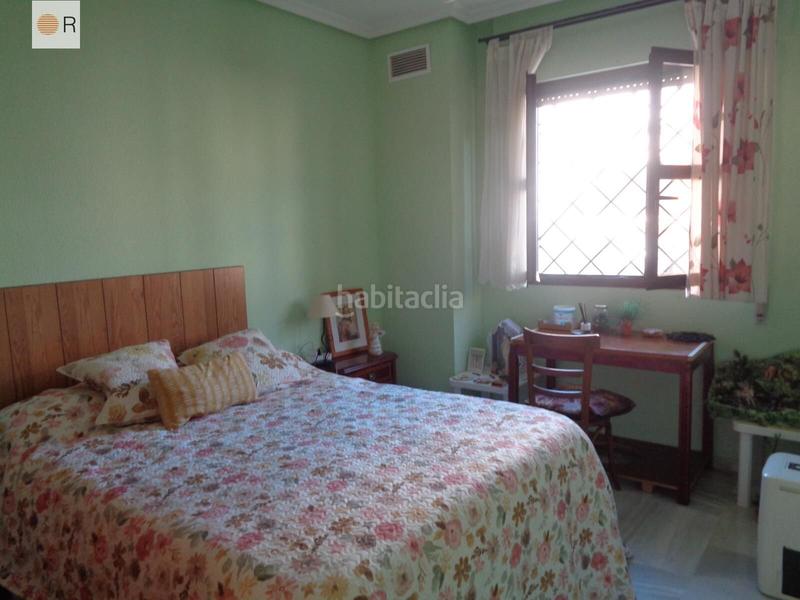 Foto 5e958d31-5cc5-48be-98d3-220add3a161b. Casa con parcheggio in Poniente-Norte - Miralbaida - Parque Azahara Córdoba