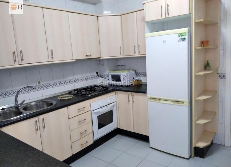 Foto 9dc42150-7a4f-4c51-928c-3a75d500f4dc. Casa con parcheggio in Poniente-Norte - Miralbaida - Parque Azahara Córdoba