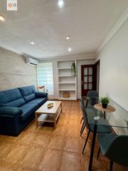 Location Appartement à Sta. Marina - San Andrés - San Pablo - San Lorenzo. Piso de alquiler en ollerías  córdoba solo estudiantes o profeso